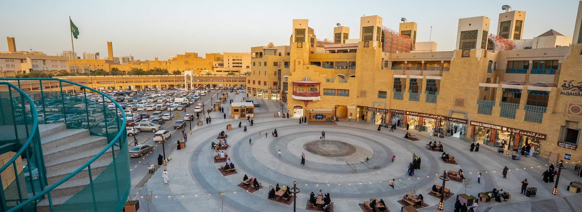 جولات الديرة الخاصة: التراث والتسوق والتذوق