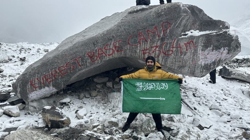 قمة آيلاند بيك في نيبال مع سعود العيدي (4)
