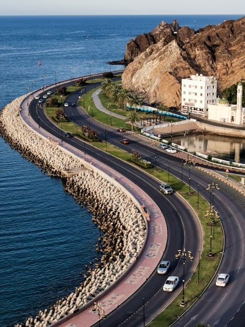 رحلة إلى عُمان (4)